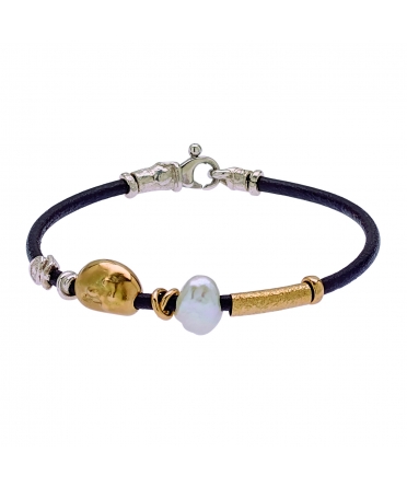Skórzana bransoleta z perłą oraz złotymi i srebrnymi elementami - 1