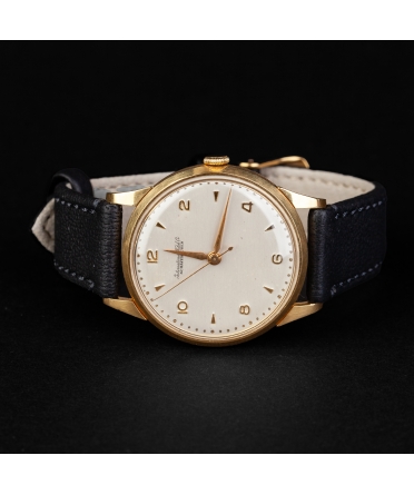 Gold vintage IWC Schaffhausen watch - 1