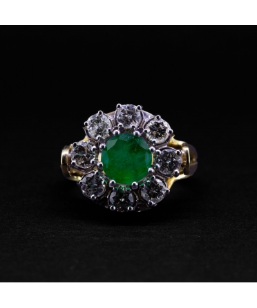 Gold vintage ring with diamonds and emerald - 2