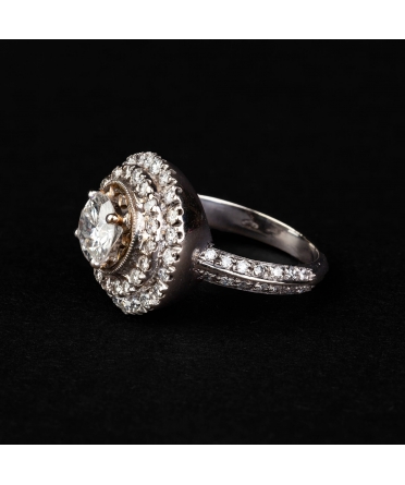 Gold vintage diamond ring with double halo - 2