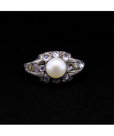 Gold ring with rose-cut diamonds and Akoya saltwater pearl, first half of the 20th century - 1